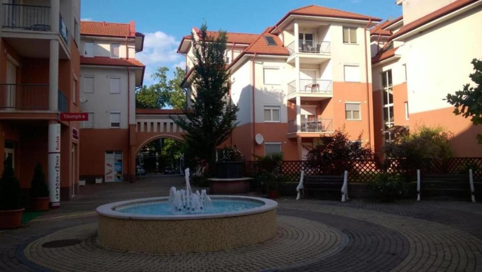 Boroka 3 Apartman Hajdúszoboszló Exteriör bild
